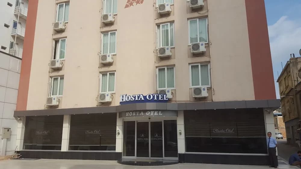 Hosta Otel