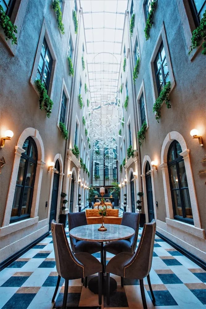 Ferman Port Hotel - Special Class