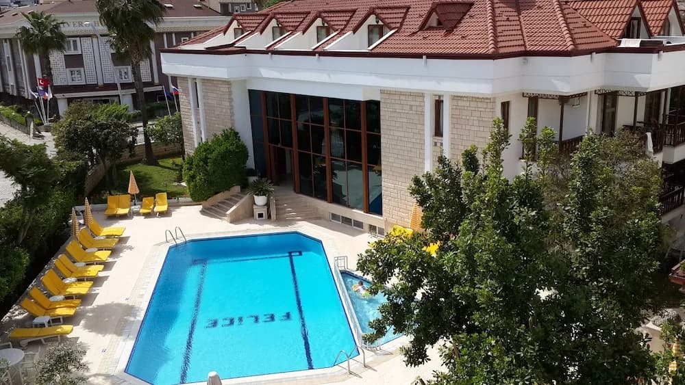 Felice Hotel