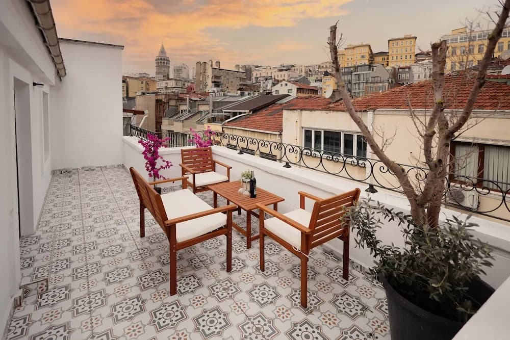 Selvese Suites – Serviced Living in Galata