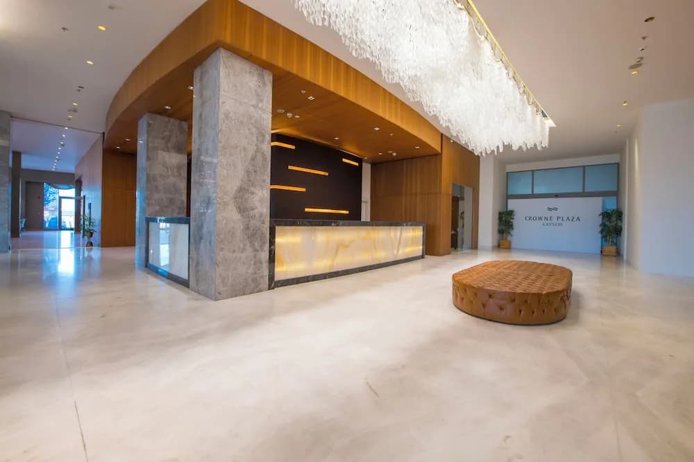 Crowne Plaza Kayseri, bir IHG oteli