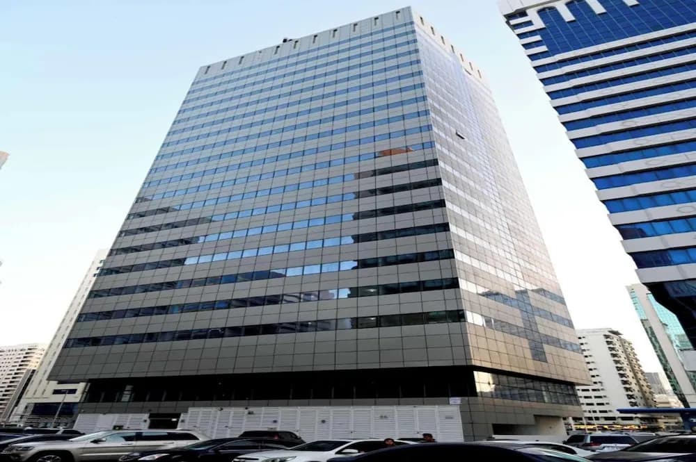 Cozy 1 BHK Apartment in Palette Tower in Tourist Club Area