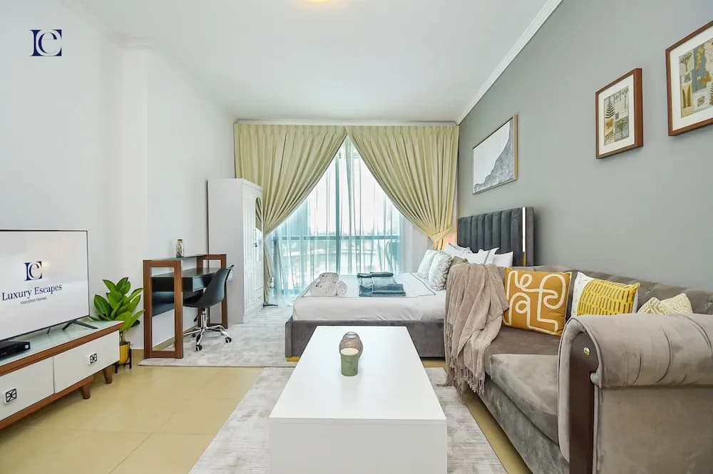 Modern Studio near Metro in X1 Tower JLT - EDN