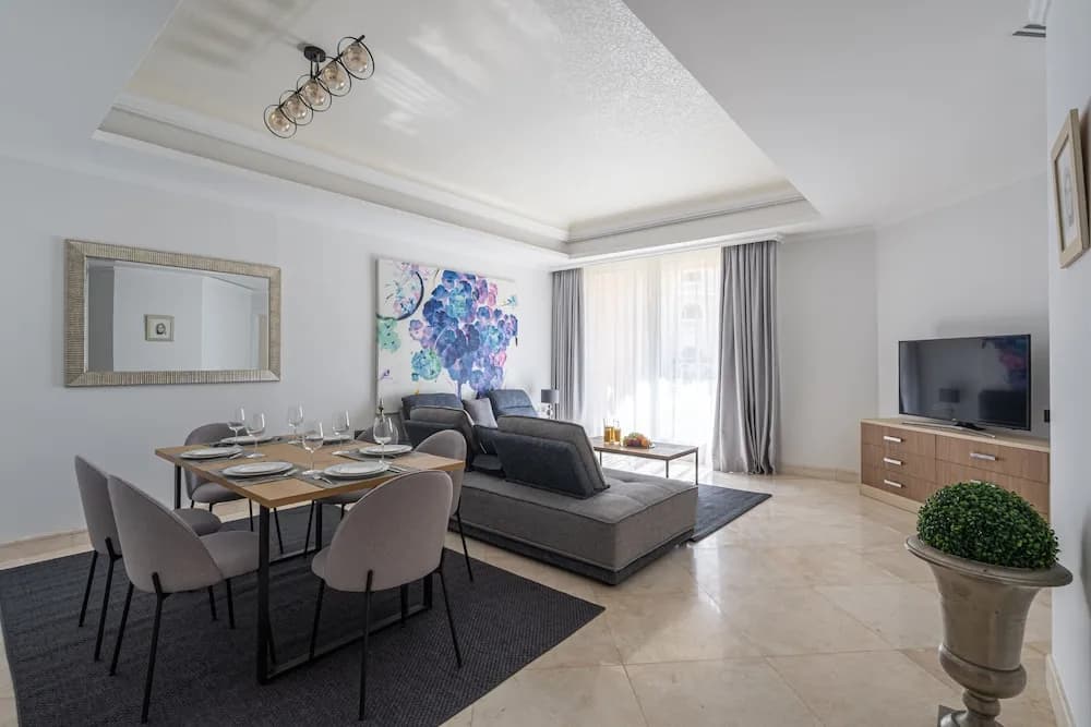 HiGuests - Grandeur Residences