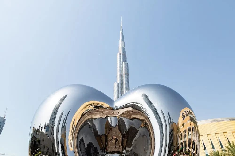 Stellar 2BR Apartment With Dazzling Views Of The Burj Khalifa