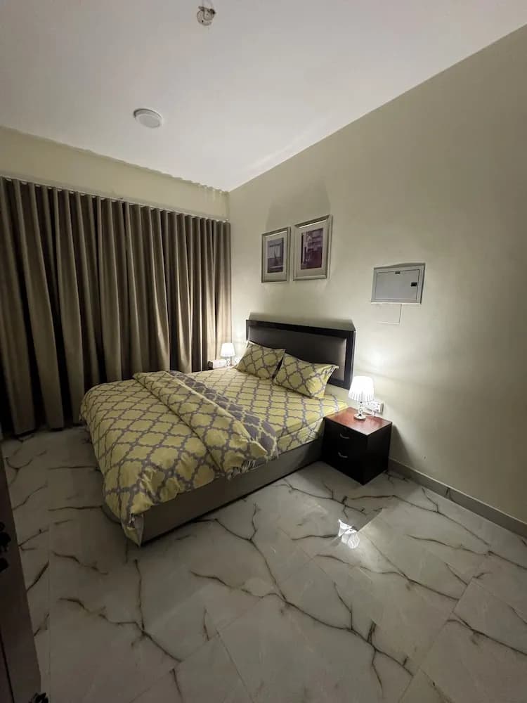 Furnished Private Studio Apartments near Union Metro Station