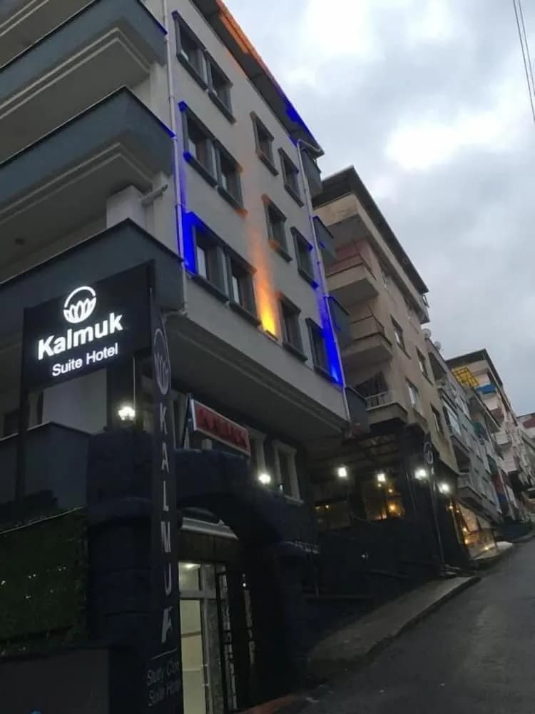Kalmuk Suit Otel
