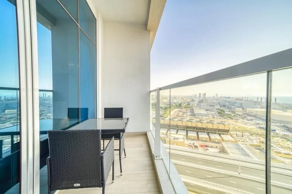 Bright Studio With Mesmerizing Canal and City View