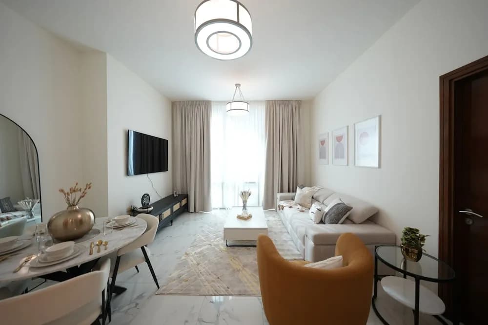 Yogi - Lake-Side Fancy Apartment Near Dubai Mall