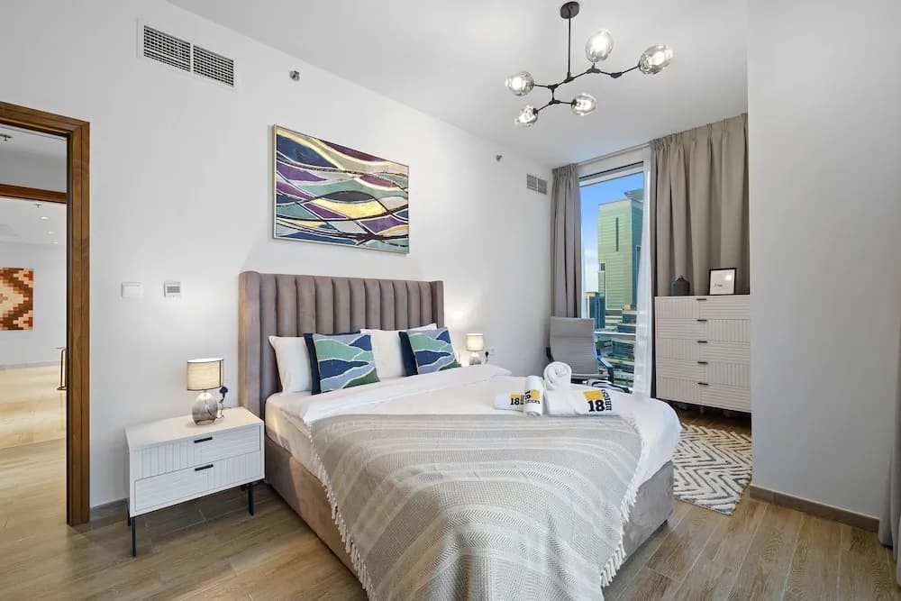 Manzil - 1 BR Apt in Noora Tower w Canal Views