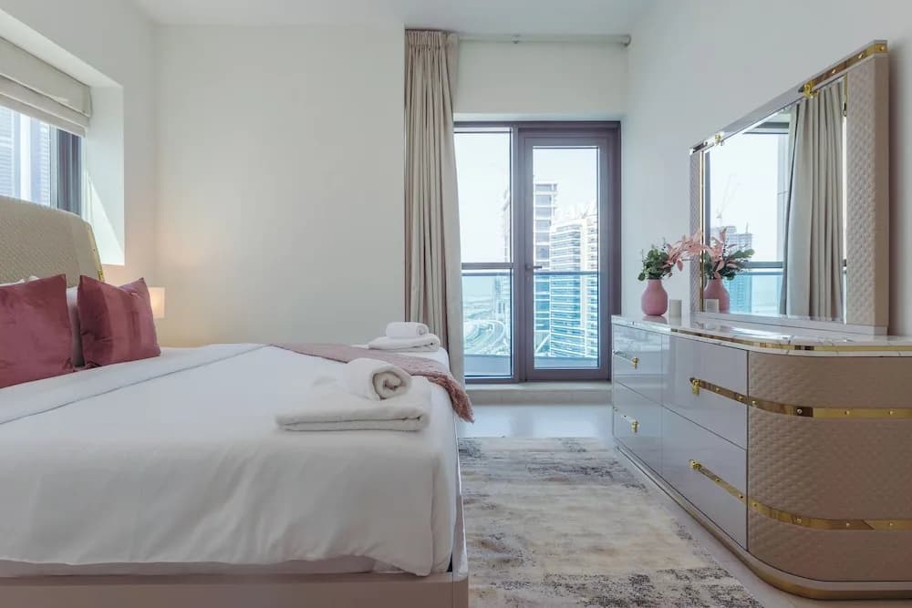 Bay Gem With Panoramic Burj Khalifa and Canal View
