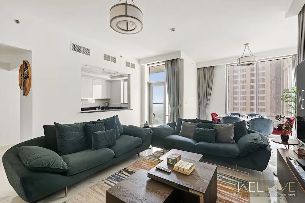 WelHome - 3BR Apt Located Directly on the Dubai Water Canal