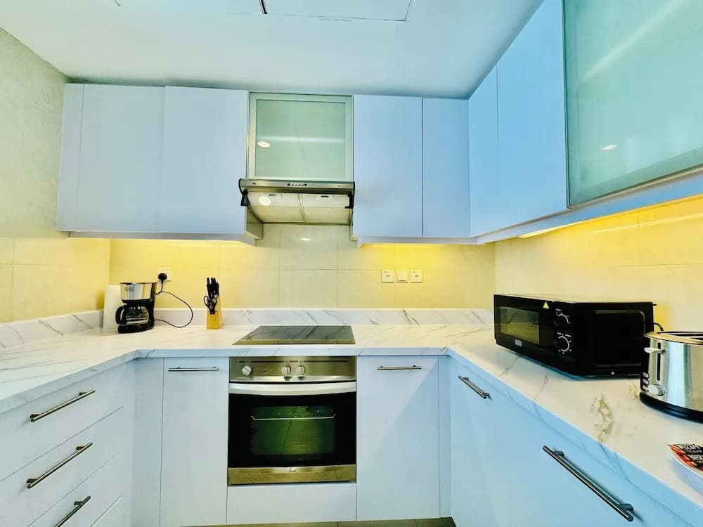 Venduras - 2BR Standpoint Fountain View