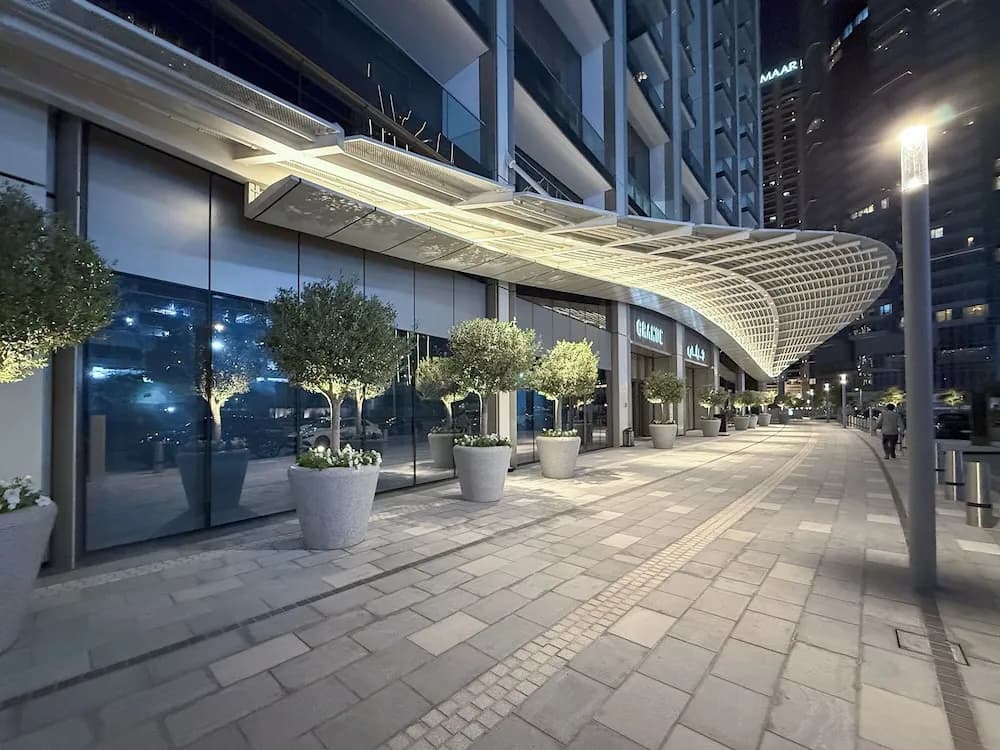 Skyline Majesty - Luxury Living with Full Burj Khalifa & Fountain Views