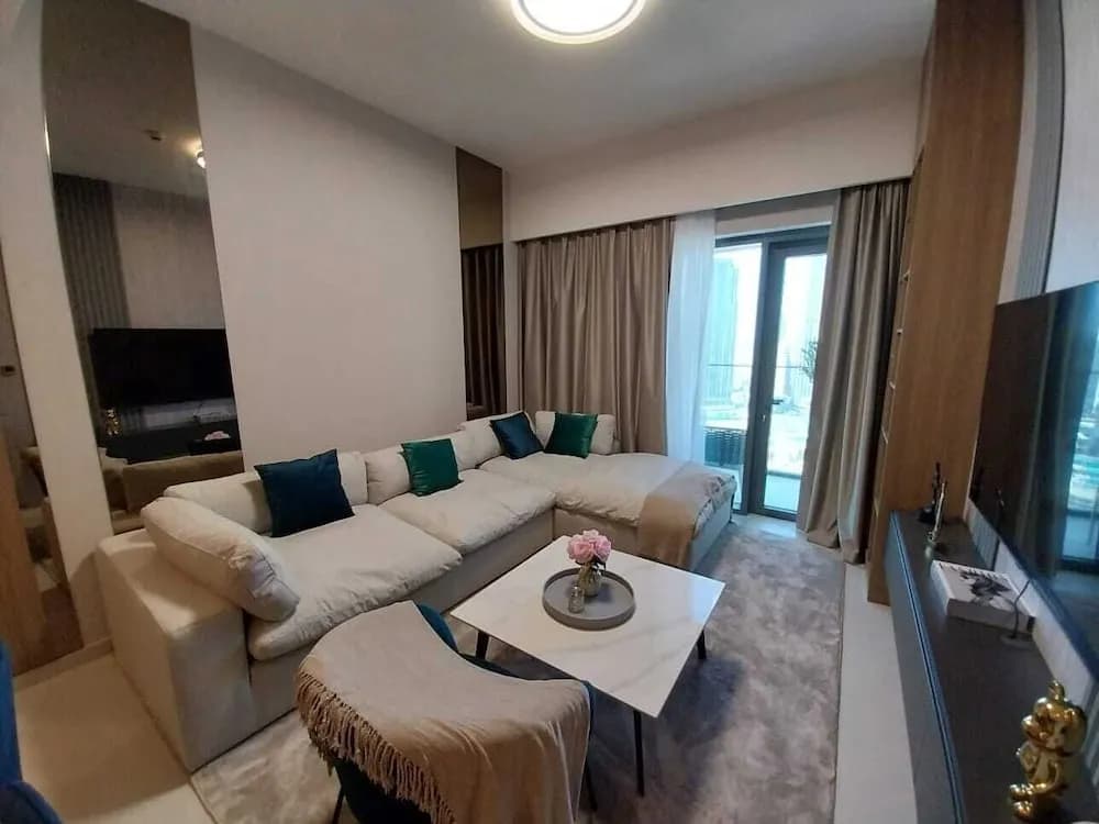 Majestic 3B Apt With Breathtaking View in Downtown