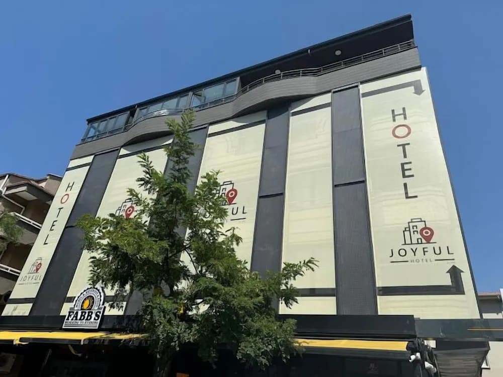 Joyful Hotel by GNL
