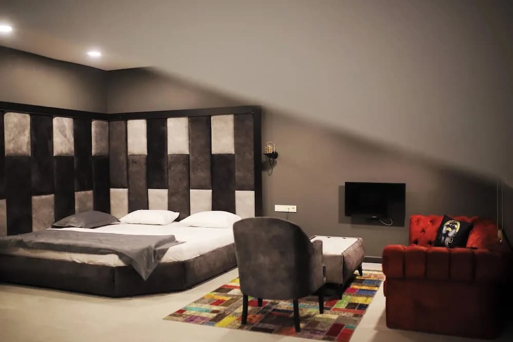 One Day Suit Hotel