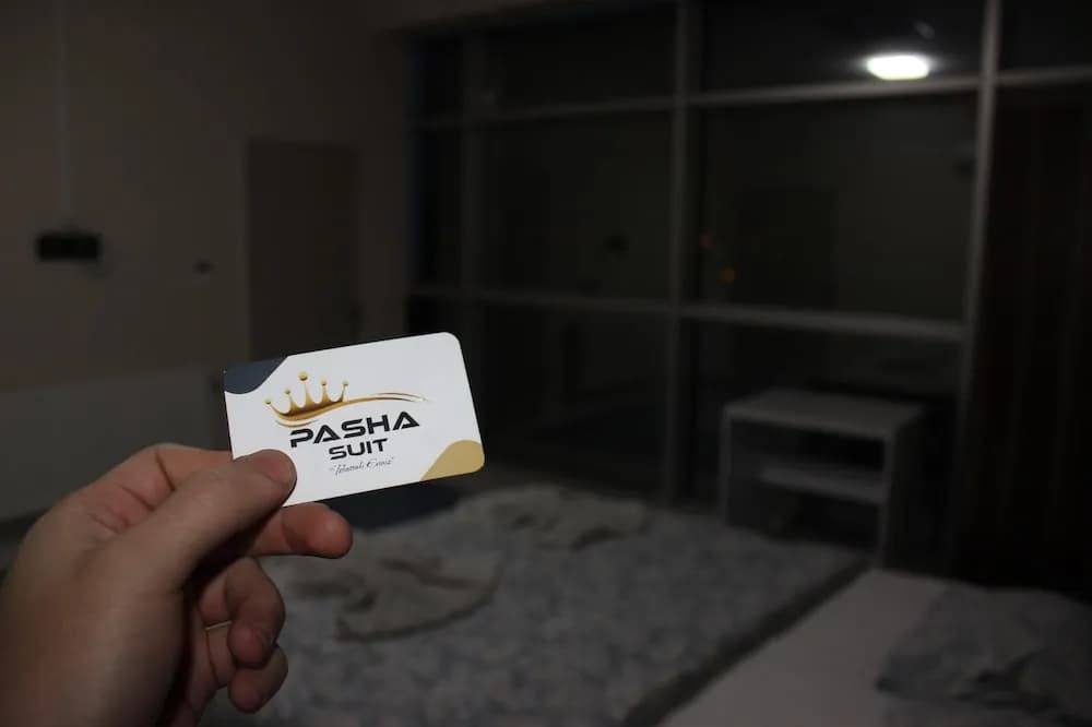 Paşa Suit
