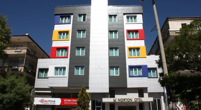 Norton Hotel