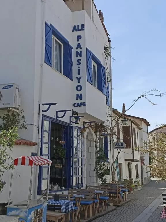 Ale Pansiyon Sığacık