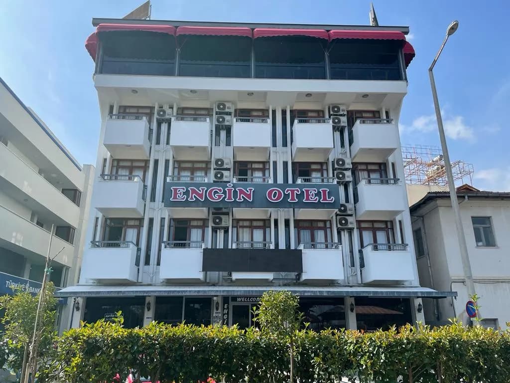 Engin Otel Finike