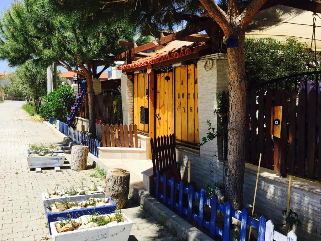 Çeşme Ada Butik Otel