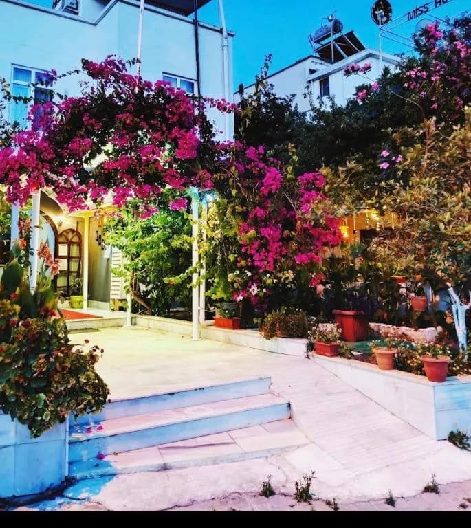 Kardelen Otel Ören