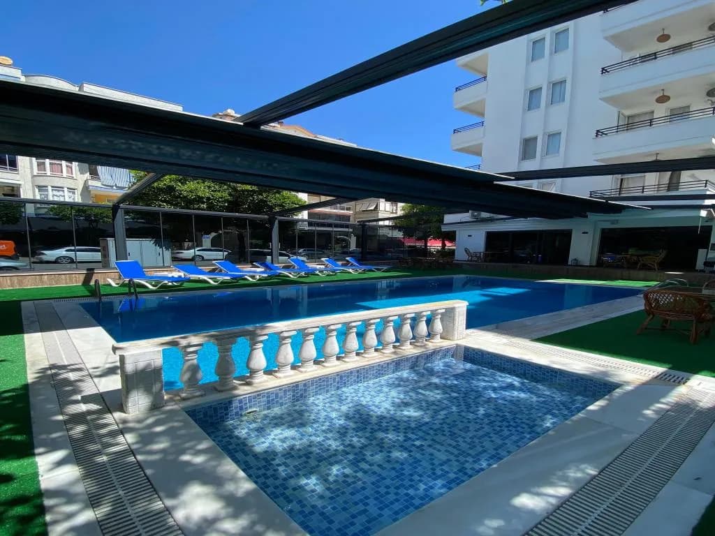 Kadeer Hotel