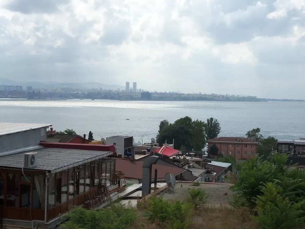 Cosmopolitan Park Hotel