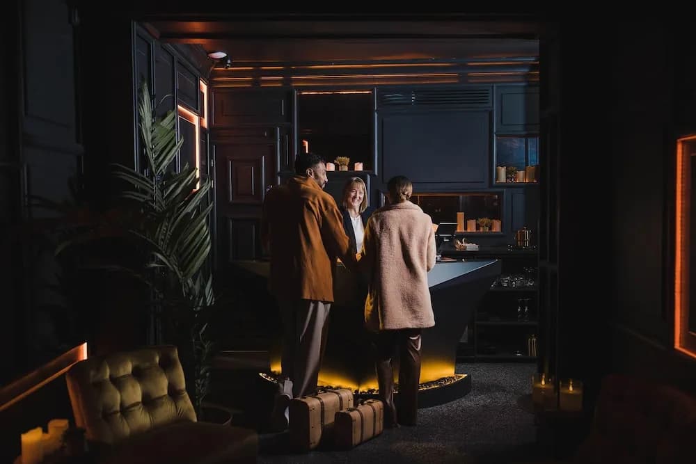 Impossible Motel