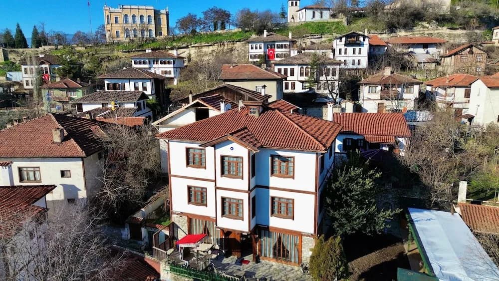 Akce Konak