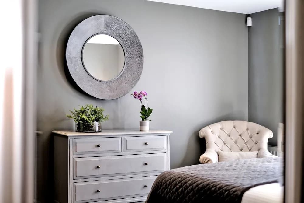 Executive three Bedroom Apartment in Aberdeens West End