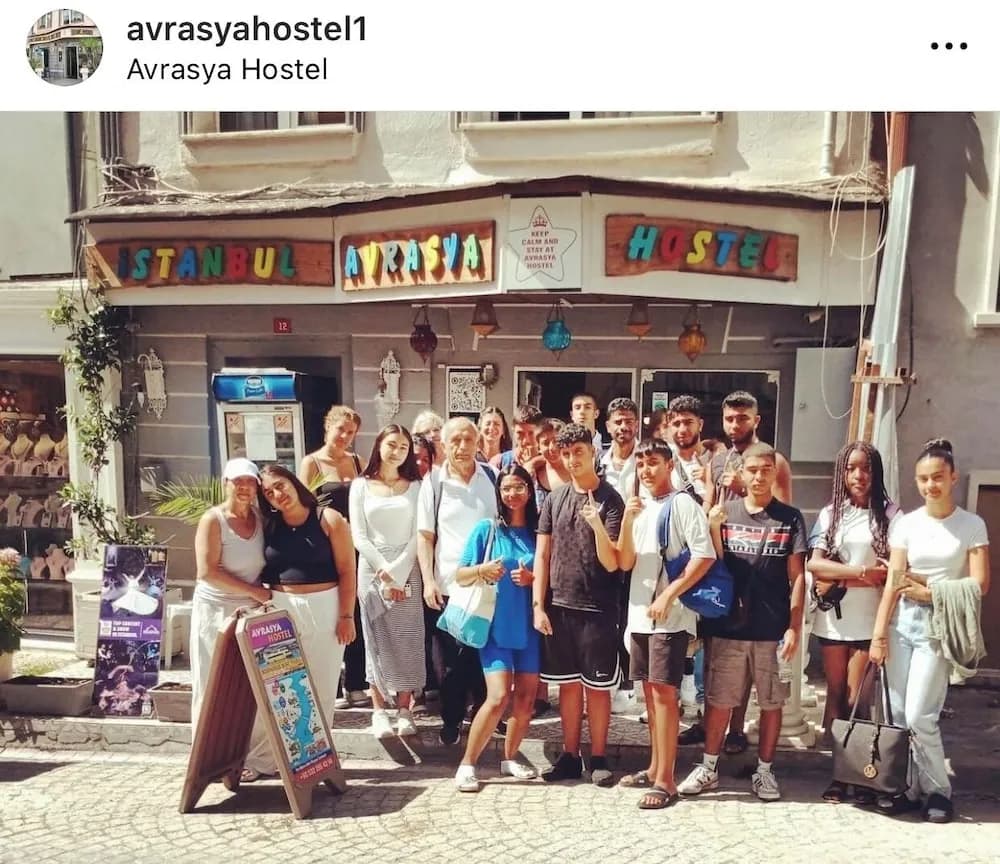 Avrasya Hostel