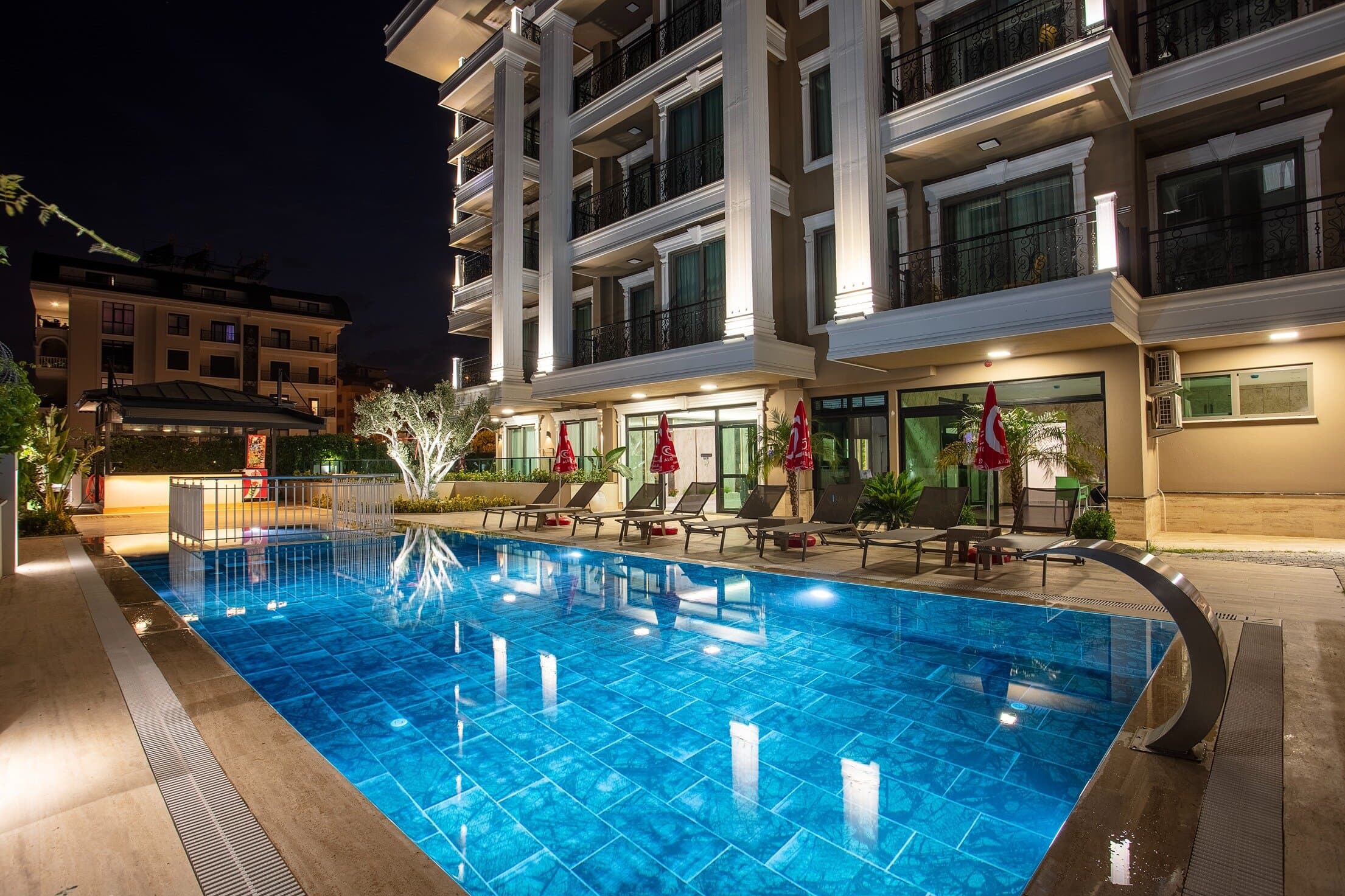 Loovox Suites