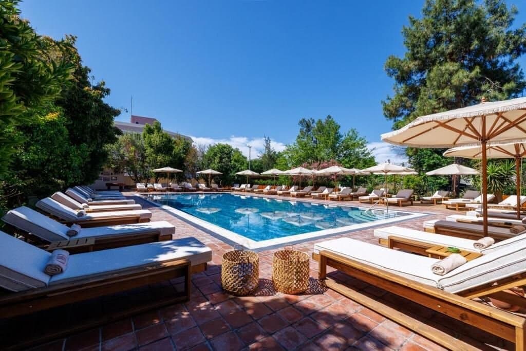 Lill Maison Hotel & City Club