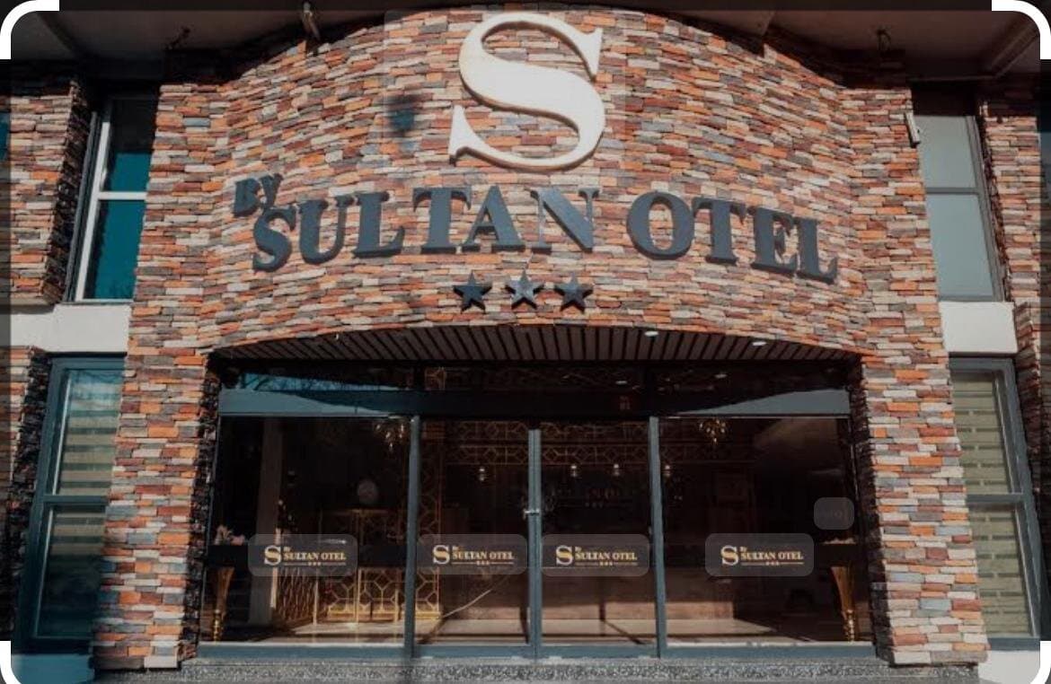 Ay Hanedan Otel