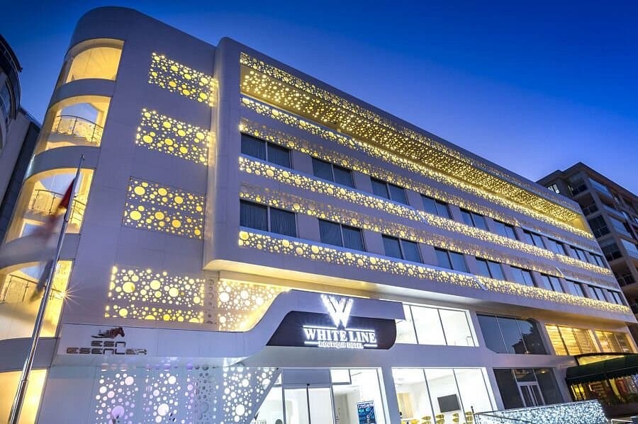 Whiteline Boutique Hotel