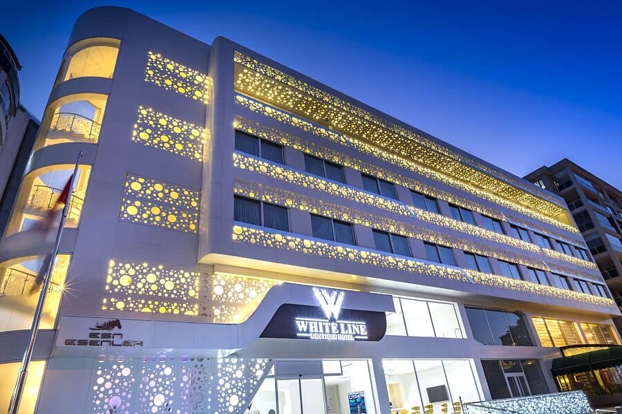 Whiteline Boutique Hotel