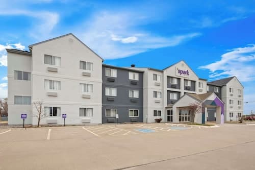 Spark by Hilton Moline Quad Cities