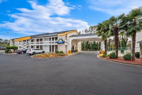 Days Inn by Wyndham Raleigh Midtown