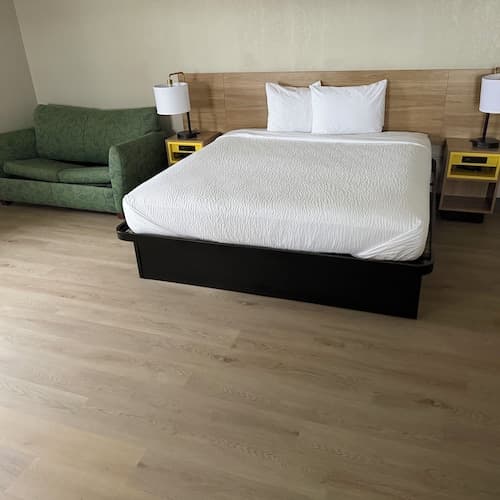 Days Inn by Wyndham Amherst OH – Near Cleveland, Cedar Point & Lake Erie