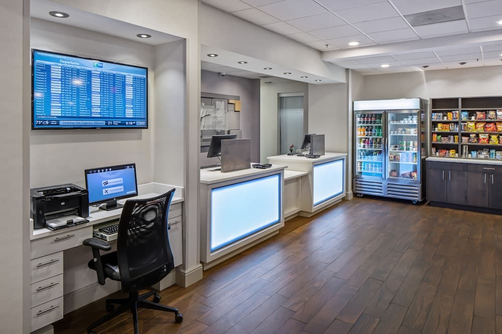 Holiday Inn Express Atlanta Airport - College Park by IHG