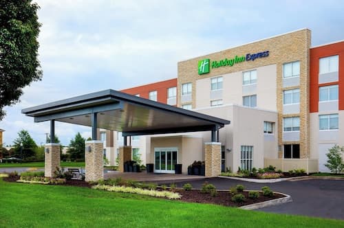 Holiday Inn Express Chesapeake - Norfolk by IHG