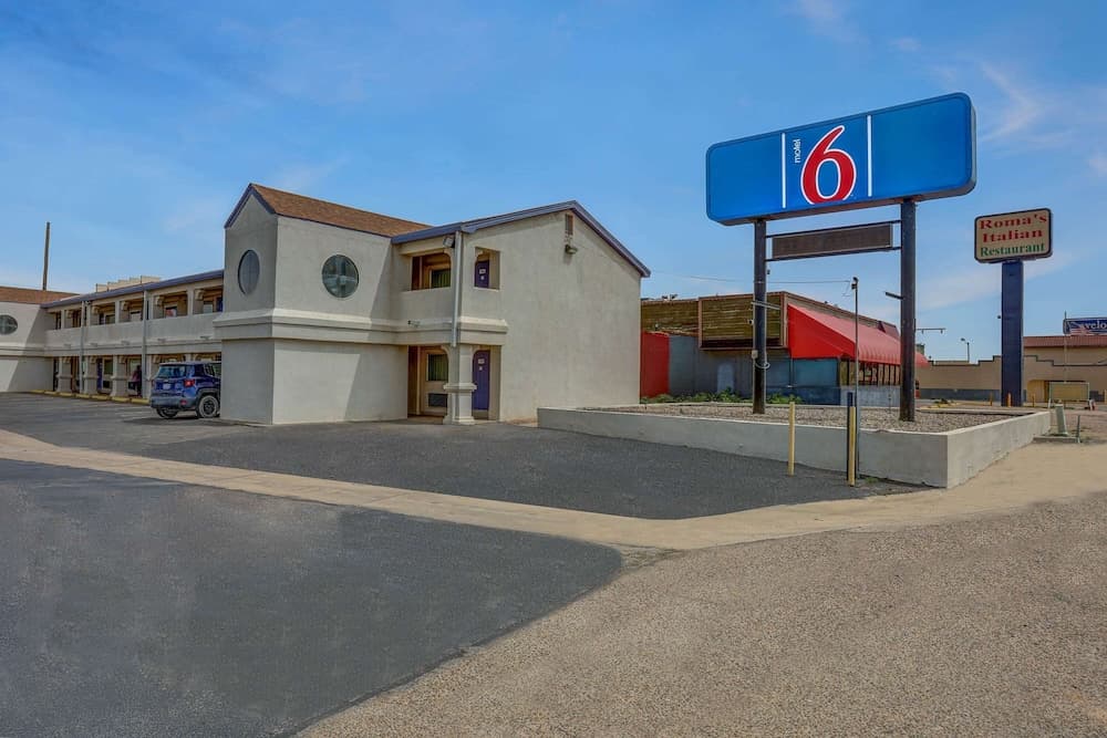 Motel 6 Clovis, NM