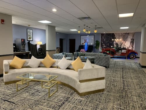 Albany Airport Inn