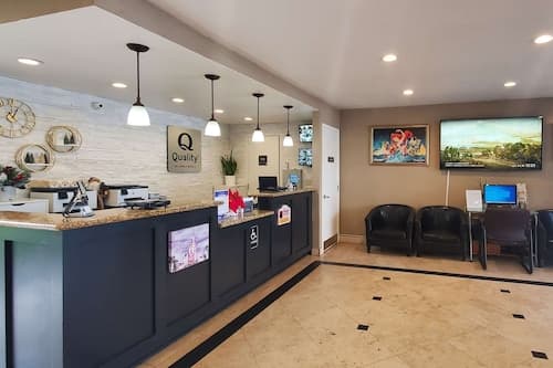 Quality Inn & Suites Anaheim At The Park