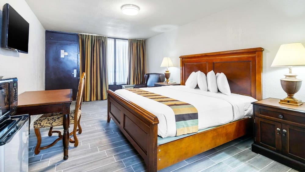 Magnuson Grand Hotel & Conference Center Tyler