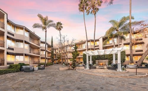 Belamar Hotel Manhattan Beach, Tapestry Collection by Hilton