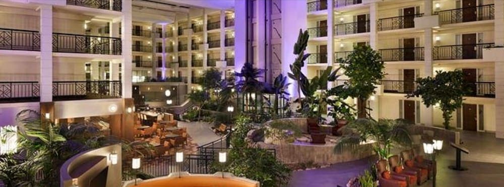 Embassy Suites by Hilton Piscataway Somerset
