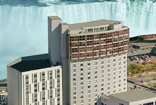 Wyndham Grand Fallsview Hotel